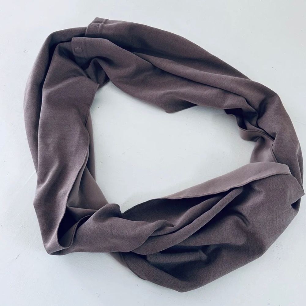 The North Face unisex logo SUPINE SCARF with snaps, TWILIGHT MAUVE HEATHER NWT - Picture 5 of 7